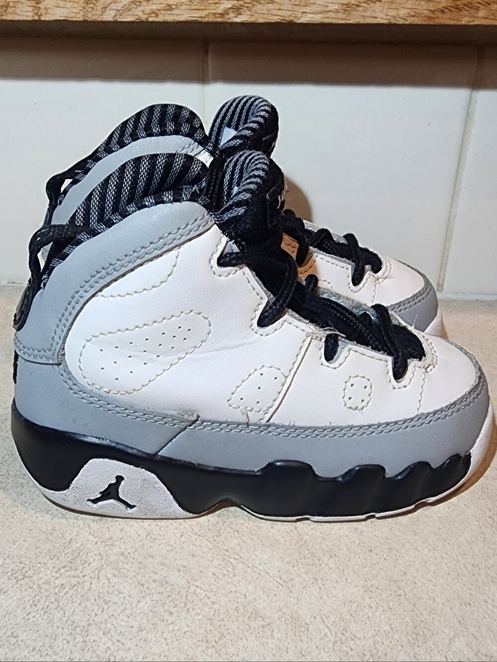 Air Jordan 9 Baron 401812-116 Toddler Sz 6c